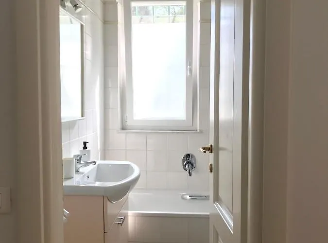 La Riviera Bed & Breakfast